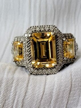 Judith Ripka 925 Yellow Sapphire-Style Emerald Cut Cz Ring Sz 7